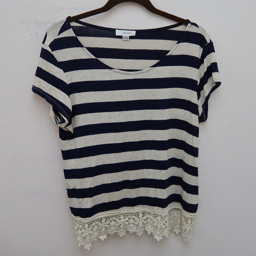 Mauve Blue Cream Striped Floral Crochet Hem Top